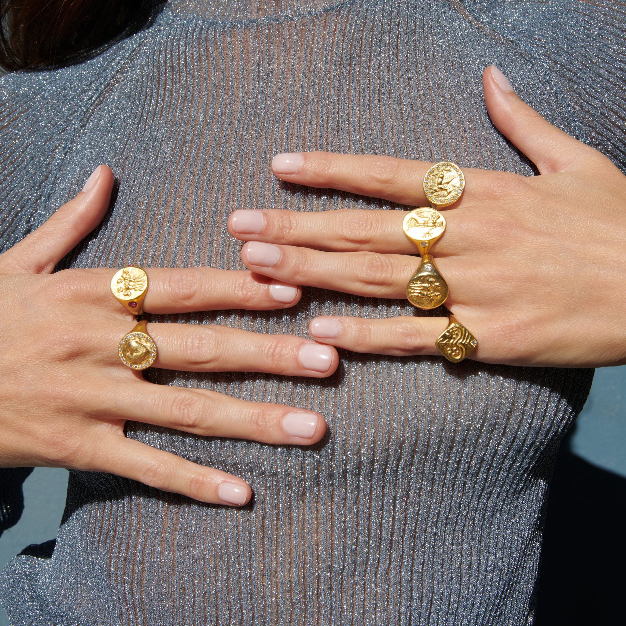 Eros & Psyche Signet Ring with Brilliant Diamonds | Christina