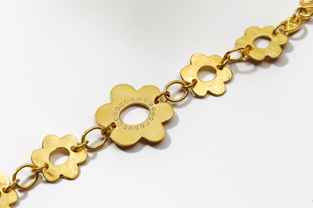 Flower Chain Bracelet with Large Diamond Daisy - Christina Alexiou Fine Jewelry